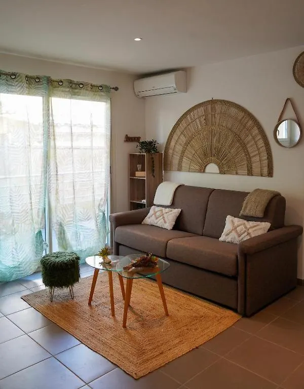 Cosy Corner Paradise Villeneuve-Loubet 0*,